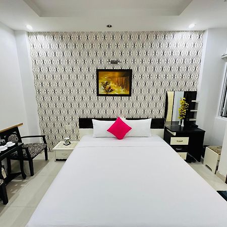 Redflower Hotel Ho Şi Min Dış mekan fotoğraf