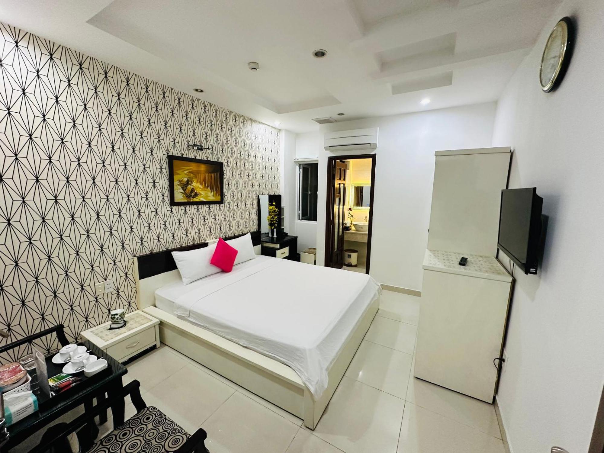 Redflower Hotel Ho Şi Min Dış mekan fotoğraf