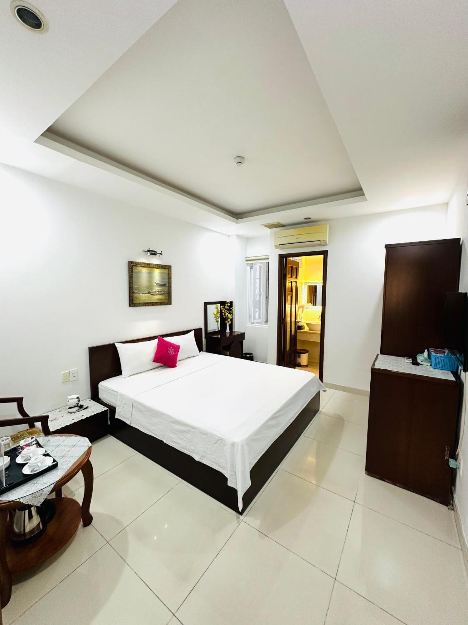 Redflower Hotel Ho Şi Min Dış mekan fotoğraf