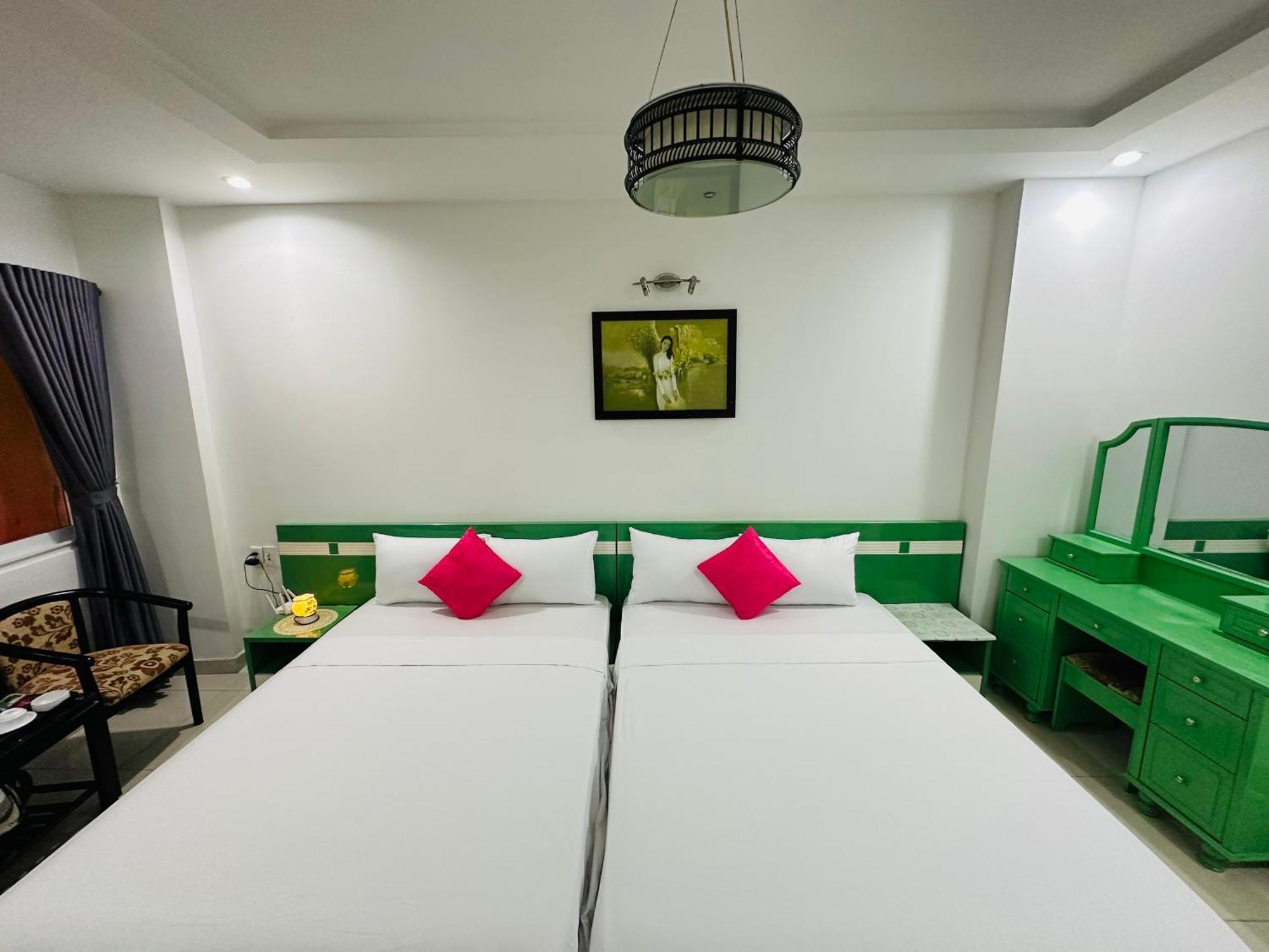 Redflower Hotel Ho Şi Min Dış mekan fotoğraf
