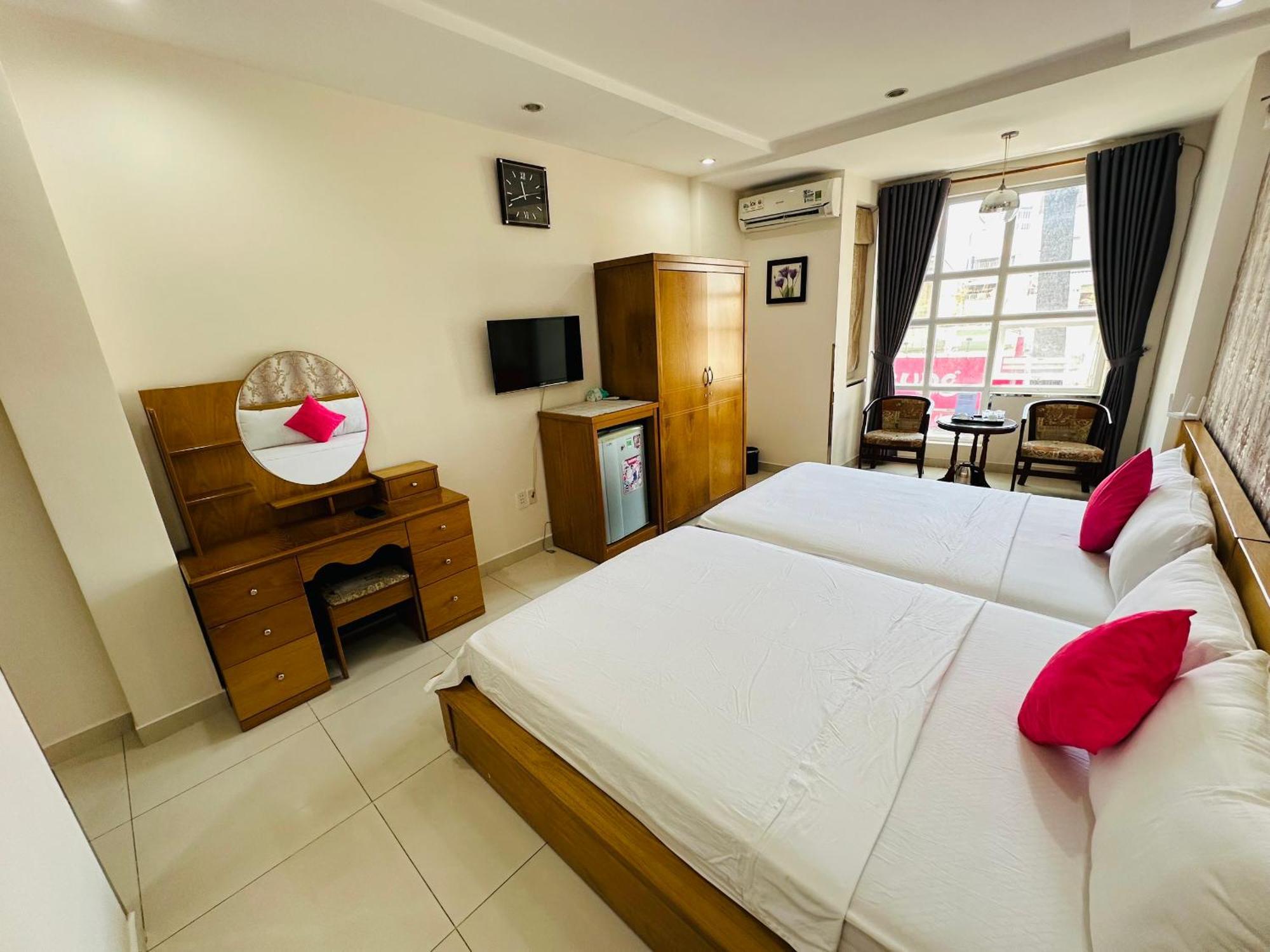 Redflower Hotel Ho Şi Min Dış mekan fotoğraf