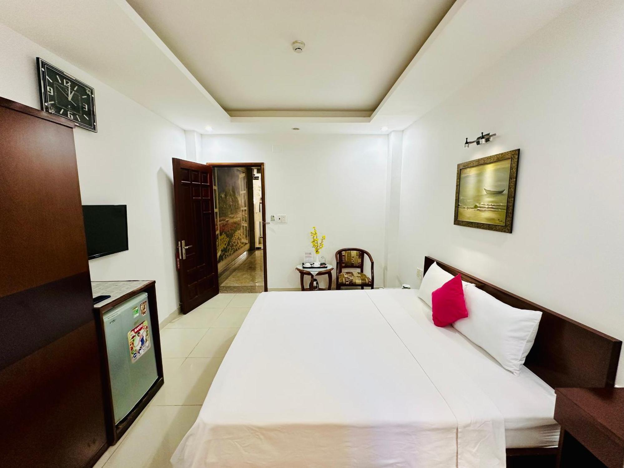 Redflower Hotel Ho Şi Min Dış mekan fotoğraf