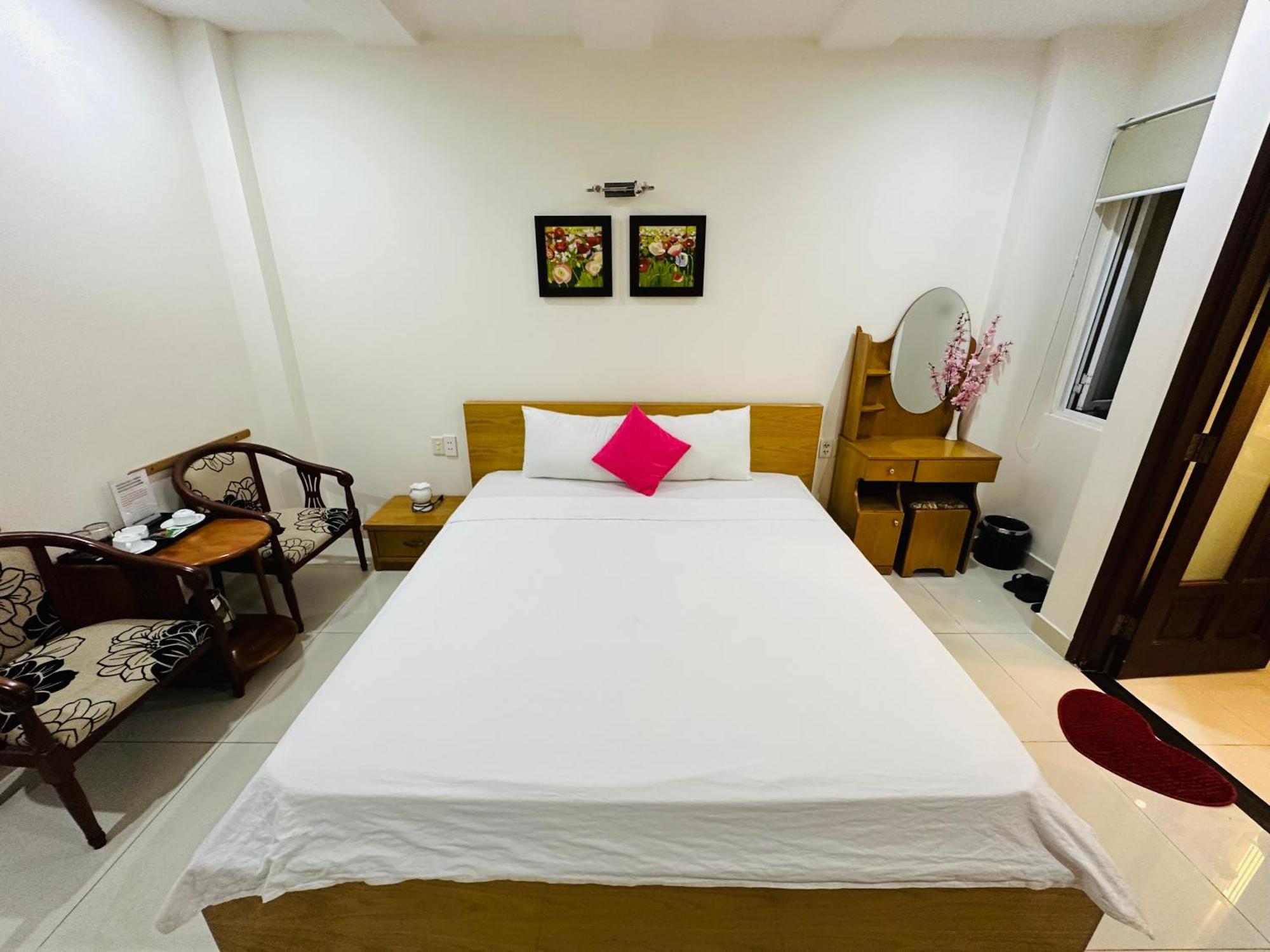 Redflower Hotel Ho Şi Min Dış mekan fotoğraf